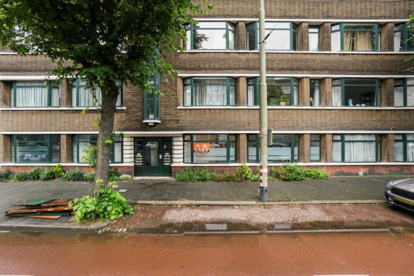 Vondelstraat, 2513 ET The Hague